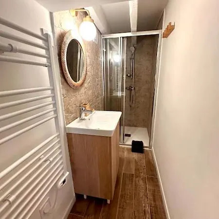 Jungle Avec Jaccuzi Au Coeur De