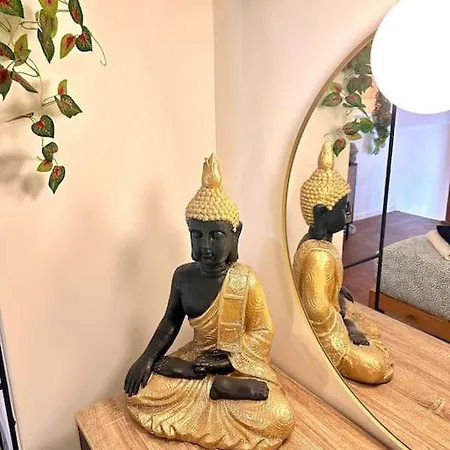 Jungle Avec Jaccuzi Au Coeur De نيس