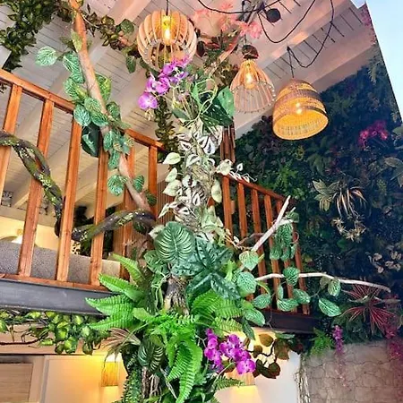 Jungle Avec Jaccuzi Au Coeur De شقة نيس