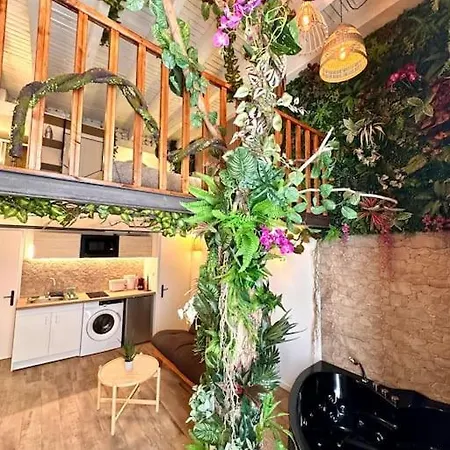 شقة Jungle Avec Jaccuzi Au Coeur De *