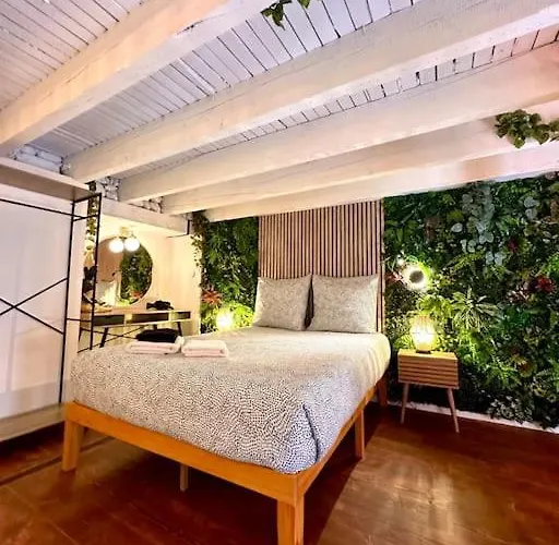 Jungle Avec Jaccuzi Au Coeur De דירה ניס