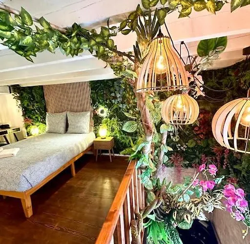 Jungle Avec Jaccuzi Au Coeur De דירה ניס