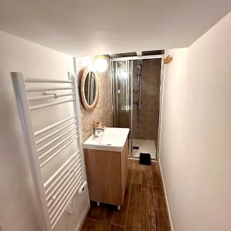아파트 Jungle Avec Jaccuzi Au Coeur De *
