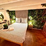Jungle Avec Jaccuzi Au Coeur De Appartamento